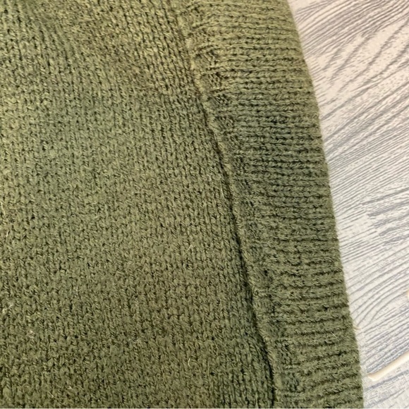 Akemi + Kin Anthropologie Knit Short Sleeve Poncho - Picture 6 of 16